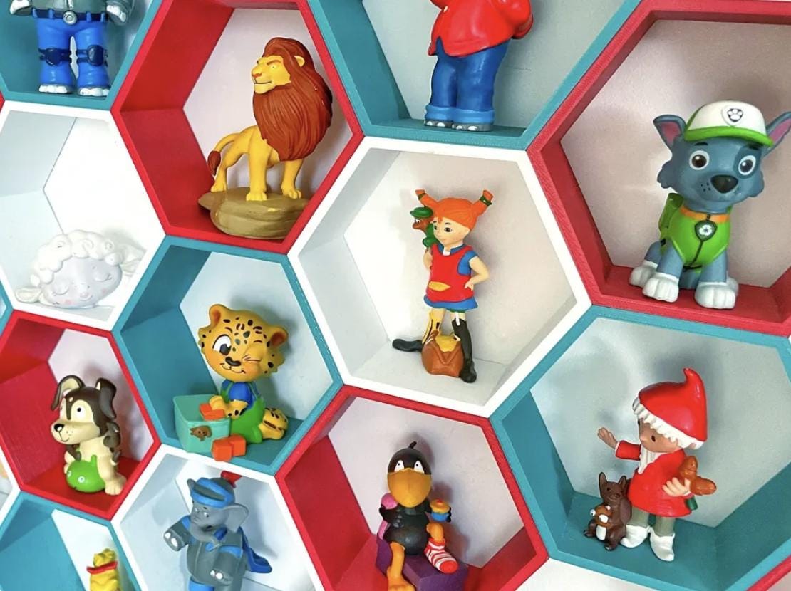 Honeycomb Display Shelves for Tonie Figures – Modular 3D-Printed Storage