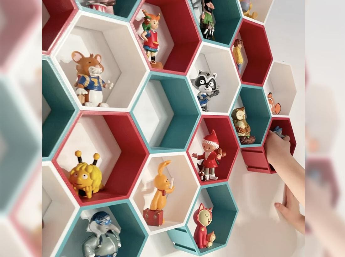 Honeycomb Display Shelves for Tonie Figures – Modular 3D-Printed Storage